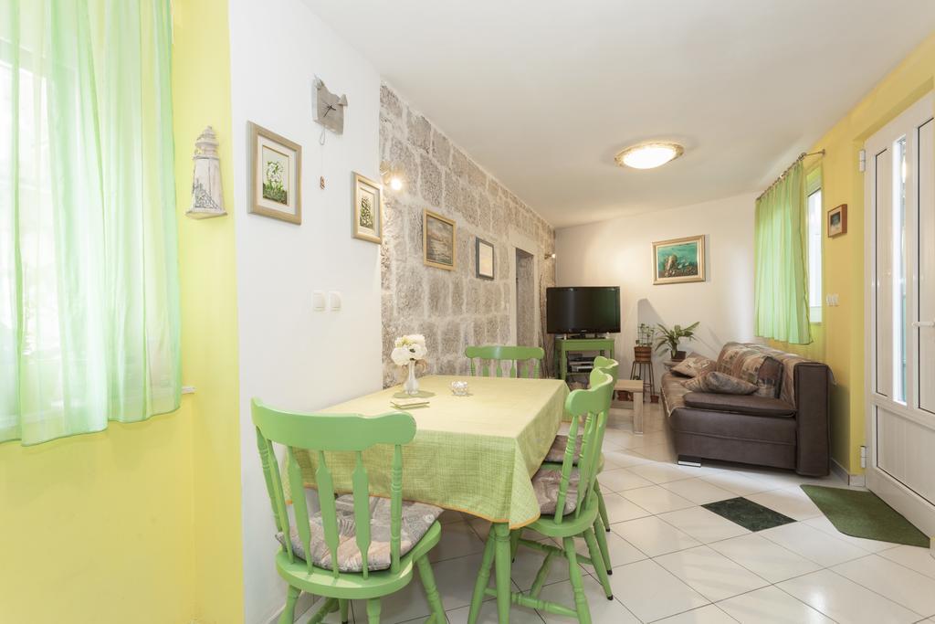 Apartment Franicevic Split Buitenkant foto
